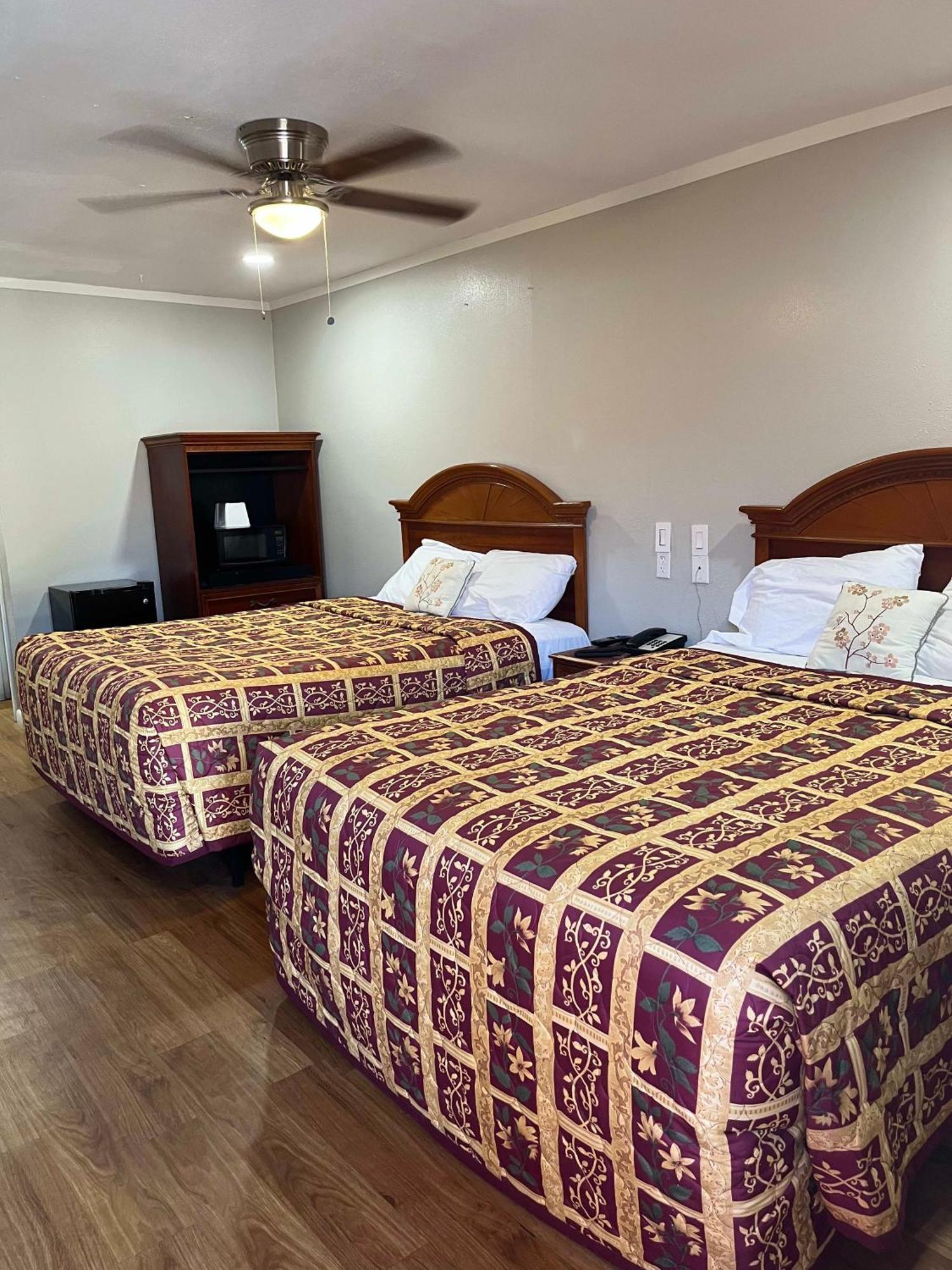 Ladybird Inn Джонсон-Сити Экстерьер фото